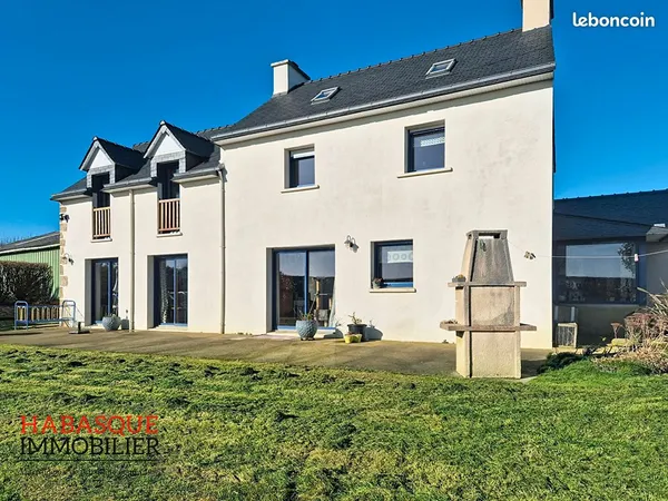 Propriété 6 pièces 141 m²
