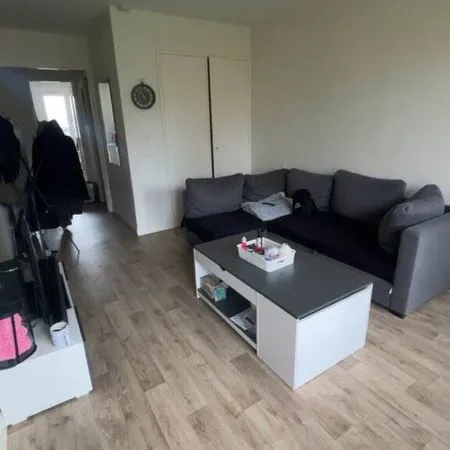 Appartement 2 pièces 46m2 (chauffage collectif et eau chaude entre dans les charges)