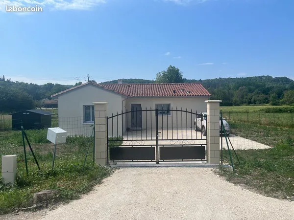 Maison à louer 3 chambres 90m2