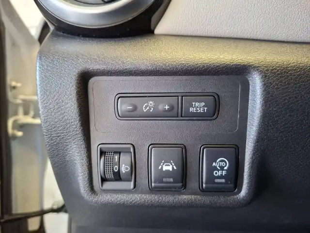Nissan Micra ig-t 92 — photo 25