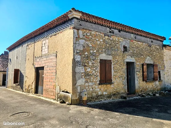 Maison de vilĺage