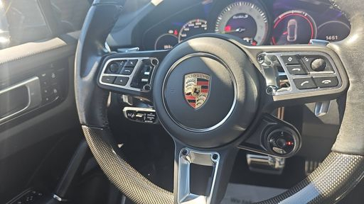Porsche Cayenne 4.0 V8 e-Hybrid 680 BVA8 - Turbo S Pack Gt – 2023 – 31069 km – Hybride rechargeable – Boîte Automatique — photo 21
