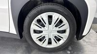 Toyota Aygo X 1.0 VVT-i 72ch Dynamic MY23 — photo 20