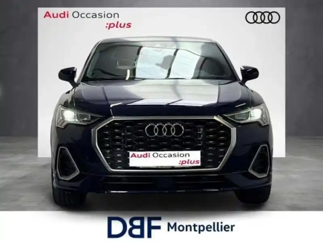 Audi Q3 35 tfsi 150 ch s tronic 7 s line — photo 7