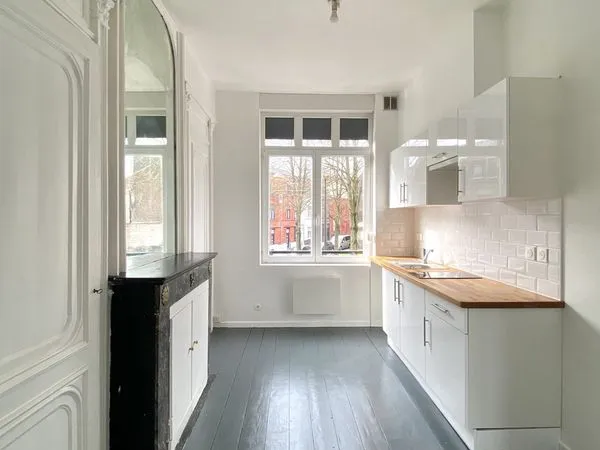 Studio 1 pièce 28 m²