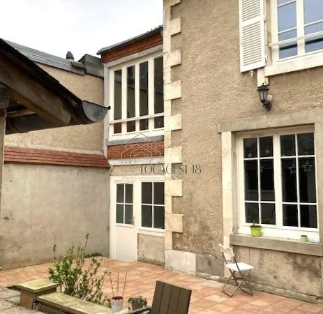 BOURGES MONTCENOUX - MAISON TYPE 5 - 138m²