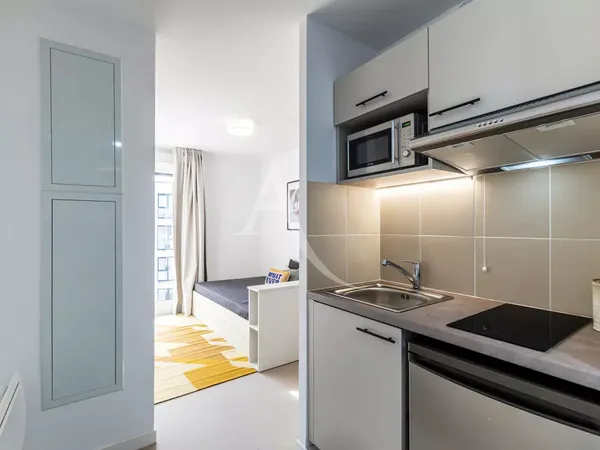 Studio 1 pièce 20 m²