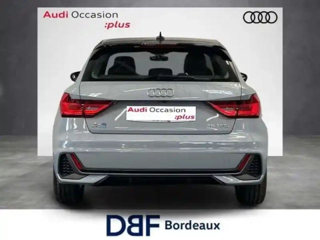 Audi A1 25 tfsi 95 ch bvm5 s line — photo 4