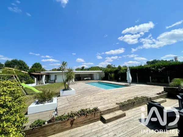 Maison 7 pièces 146 m²