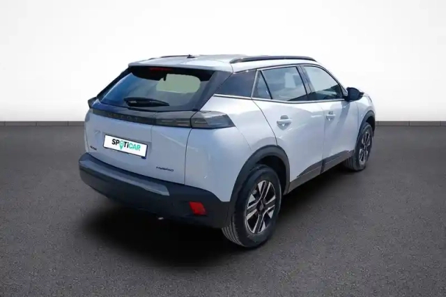 Peugeot 2008 hybrid 110 e-dcs6 — photo 6