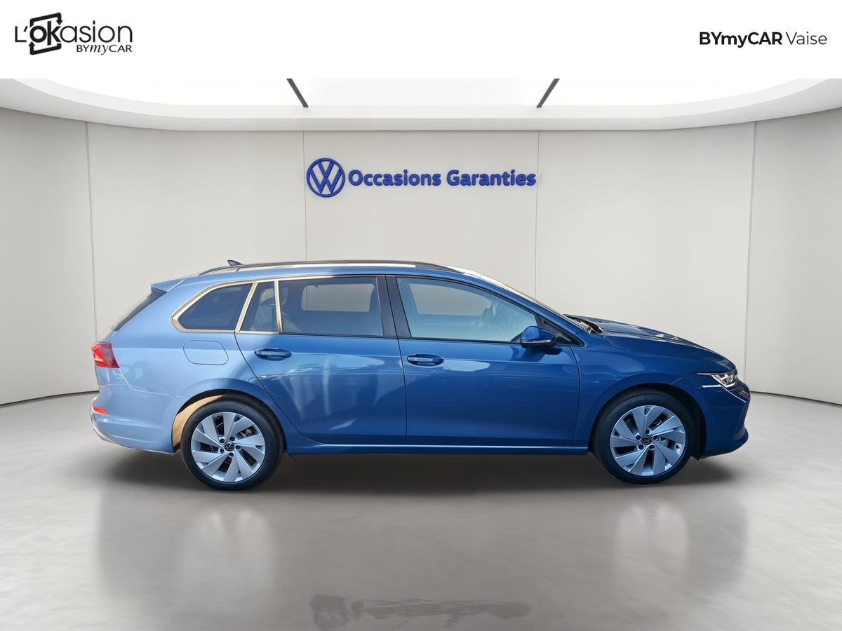 Volkswagen Golf SW 1.5 eTSI EVO2 116 DSG7 — photo 6
