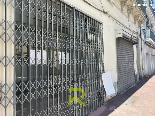 Local commercial 160 m² Béziers