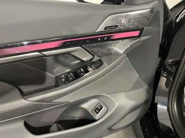 Bmw Serie 5 m5 touring 4.4 v8 phev 727ch — photo 12