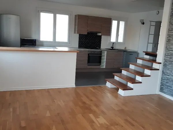 Toulouse- Purpan- maison Type 2 de 65 m2 et 94 m2 au sol