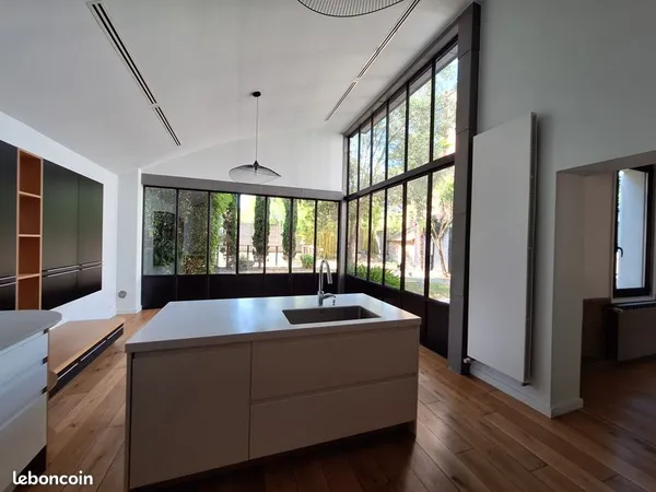 MABILAIS - Superbe maison de caractère de 170 m² avec jardin plein sud et prestations de qualité