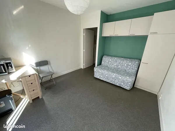 Studio 1 pièce 18 m²