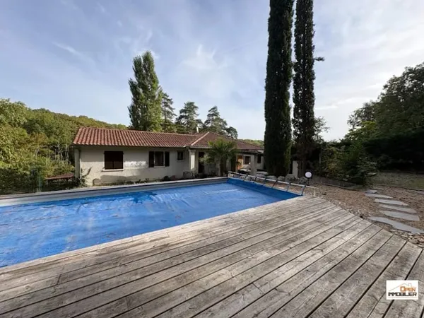 Maison 6 pièces 200 m²