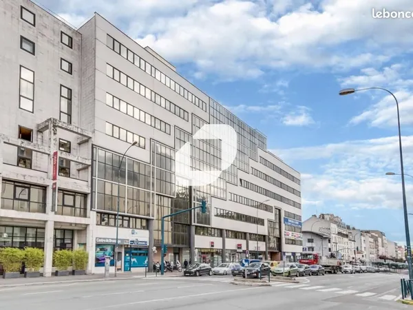 Bureau 1 584 m²