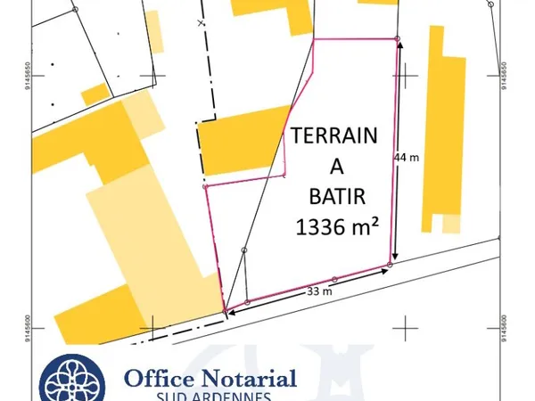 Terrain 1336 m²