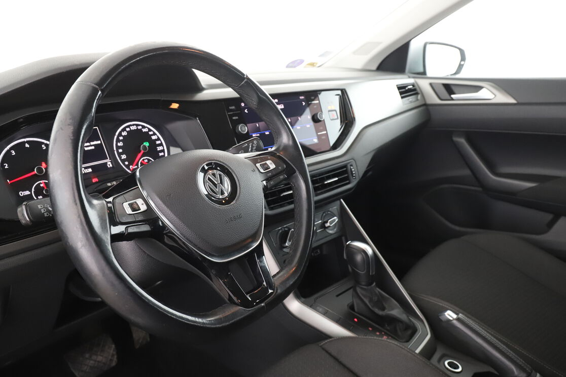 Volkswagen Polo 1.0 TSI Lounge Business DSG7 — photo 10