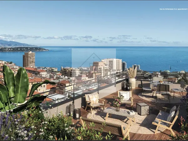Luxueuse villa sur toit aux portes de Monaco