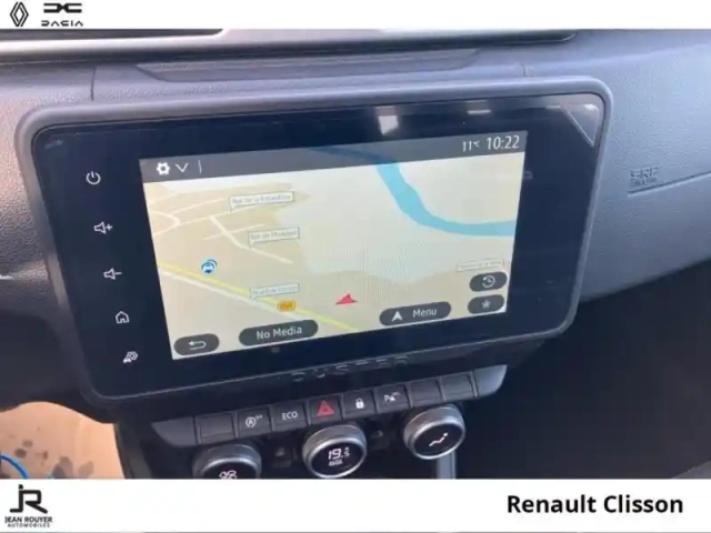 Dacia Duster eco-g 100ch  journey 4x2 — photo 12