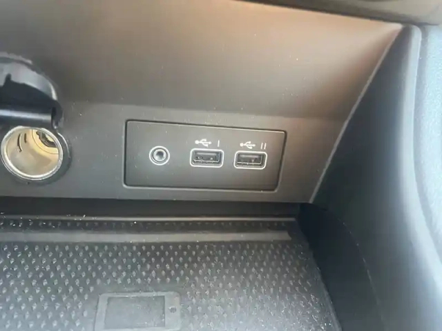 Renault Captur tce 90 — photo 29