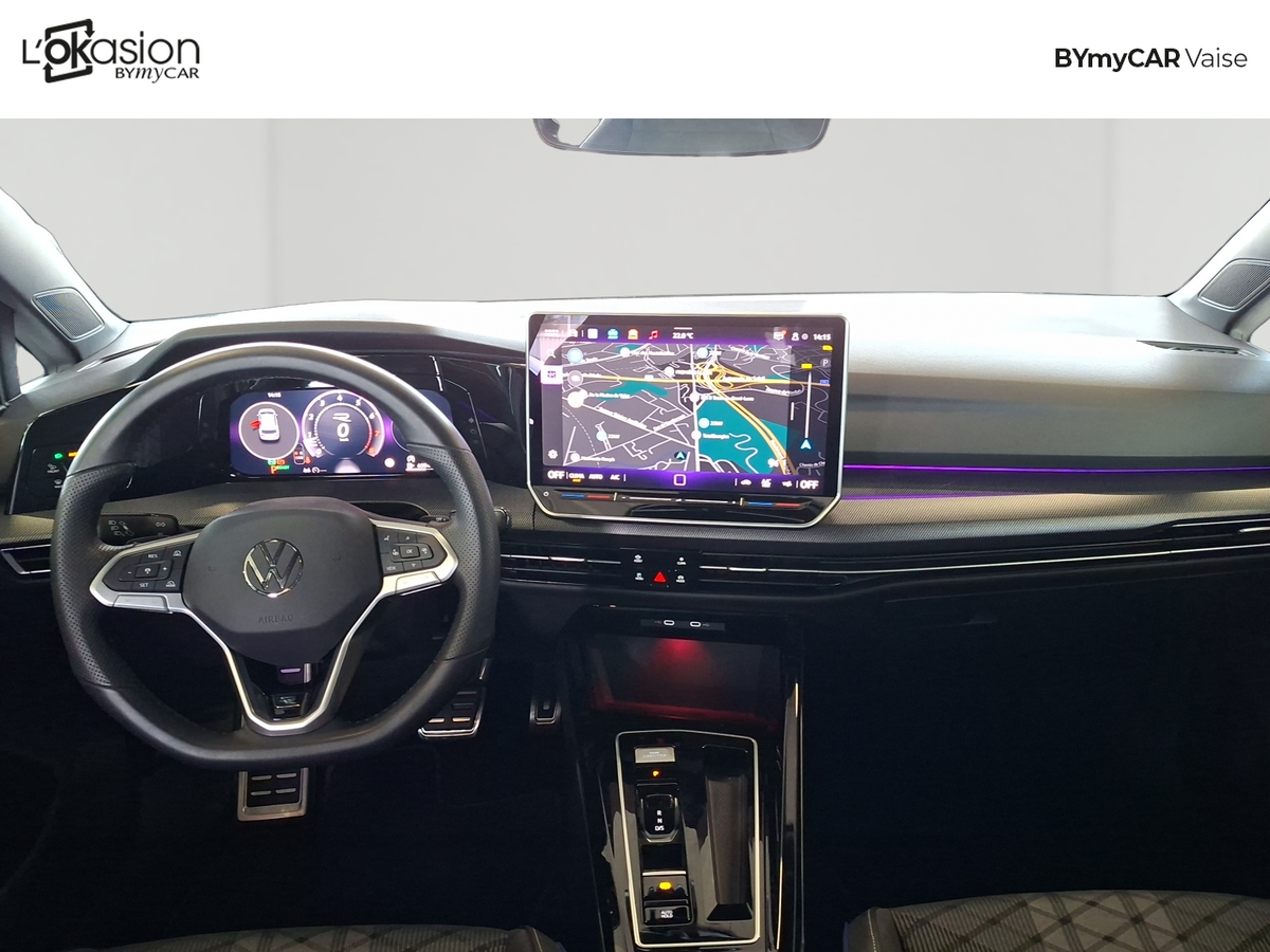 Volkswagen Golf 1.5 eTSI EVO2 150 DSG7 — photo 9