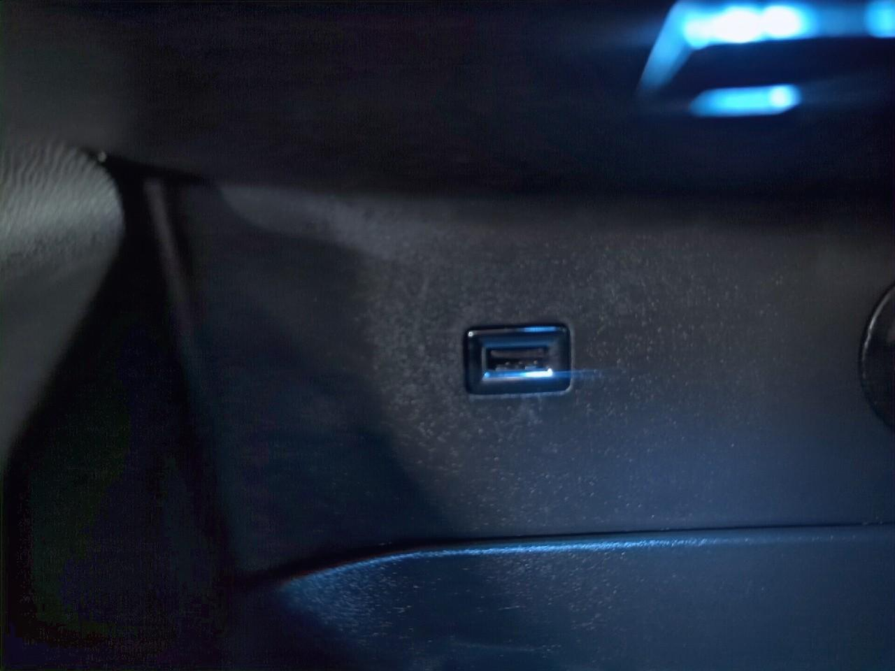 Peugeot 3008 puretech 130ch s&s eat8 allure pack — photo 36