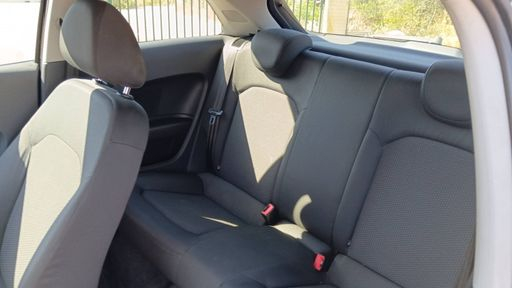 Audi A1 1.2 TFSI 86 - Ambition – 2013 – 100077 km – Essence – Boîte Manuelle — photo 33