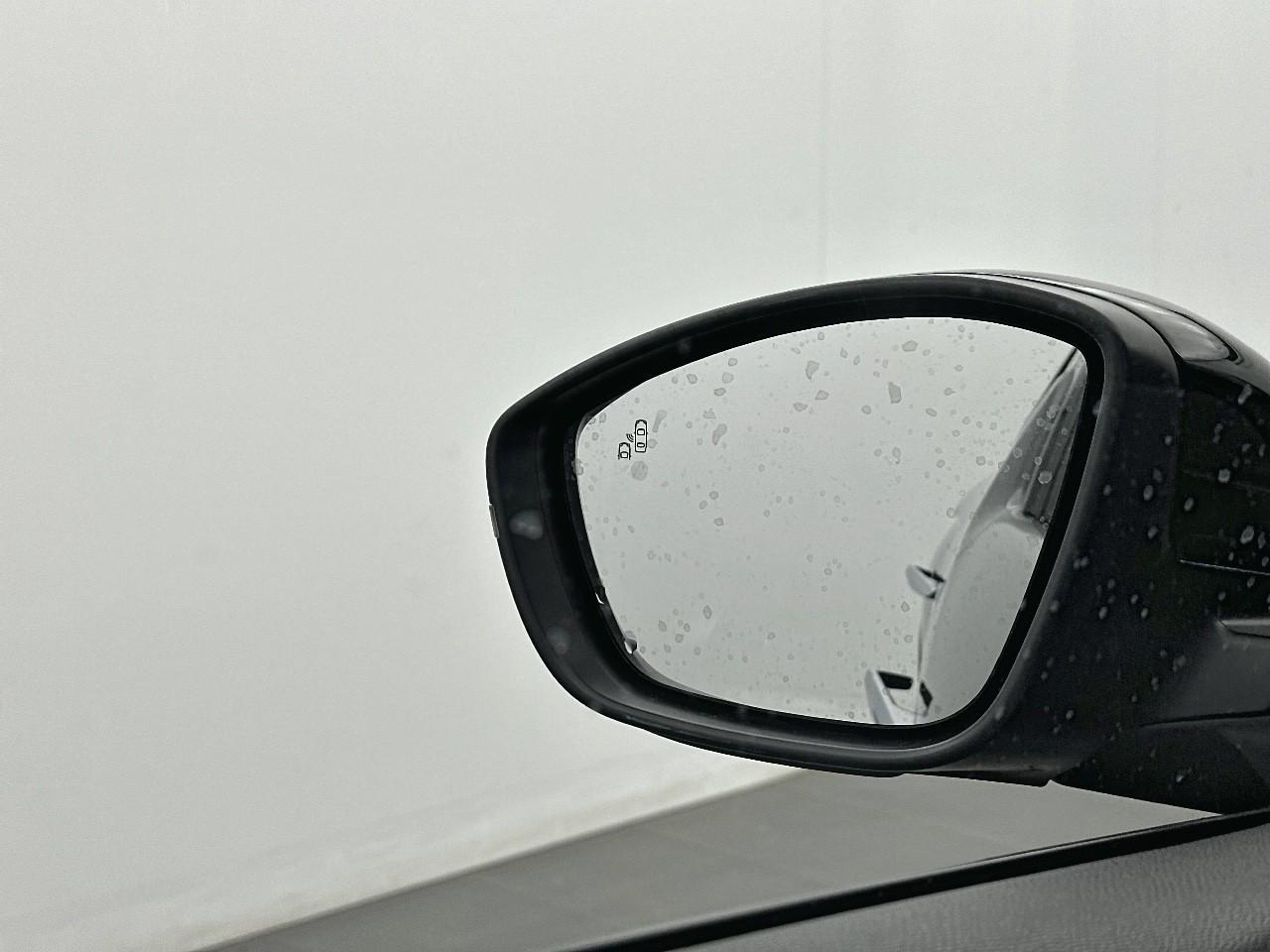 Ds Ds 3 crossback puretech 130 eat8 performance line+ — photo 17