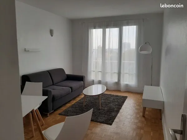 Loue T2 meublé