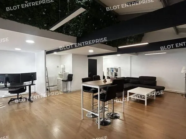 Bureaux 350 m²