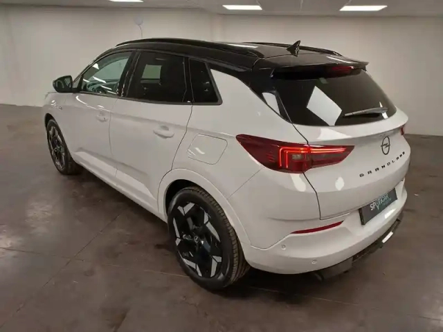 Opel Grandland hybrid 300 ch awd bva8 — photo 45
