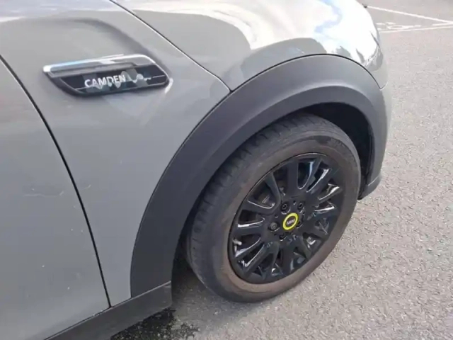 Mini Mini hatch 3 portes cooper se 184 ch — photo 32
