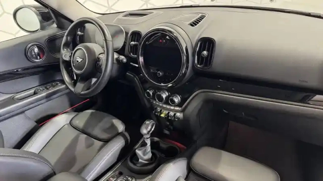 Mini Mini countryman 125 - 95 ch all4 bva6 — photo 12