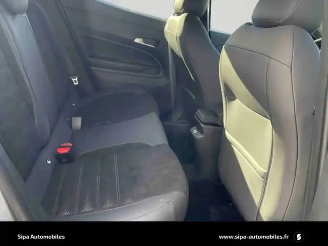 Alfa Romeo Junior 1.2 ibrida 145 ch e-dct6 q4 — photo 47