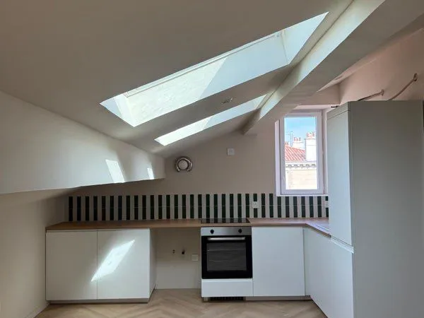 Joli T2 refait à neuf Sainte Cécile