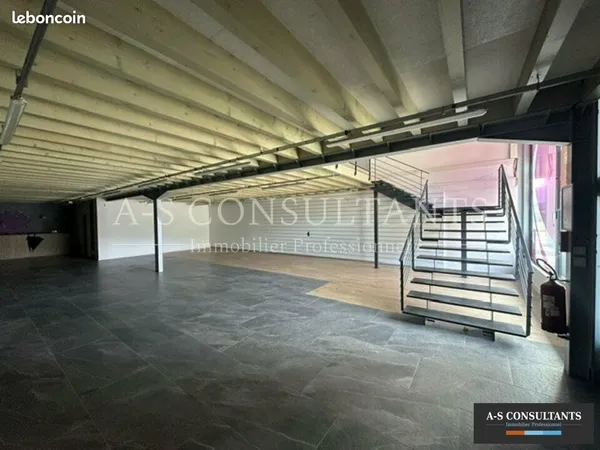 Local commercial 530 m² CHAMBÉRY