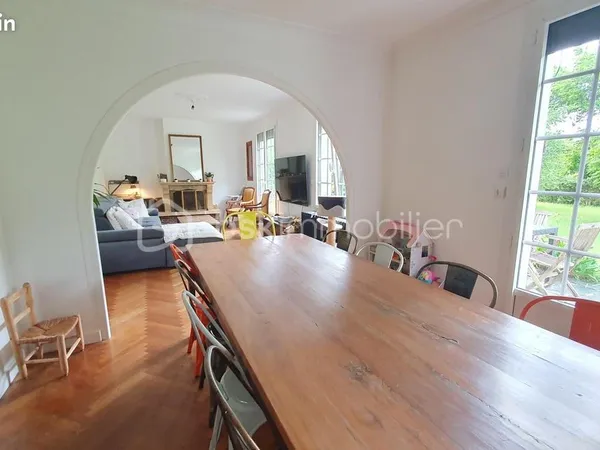 Maison 7 pièces 139 m²