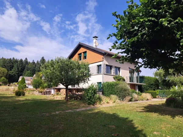 Maison 8 pièces 137 m²