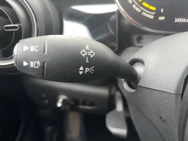 Mini Mini hatch 3 portes cooper se 184 ch — photo 20