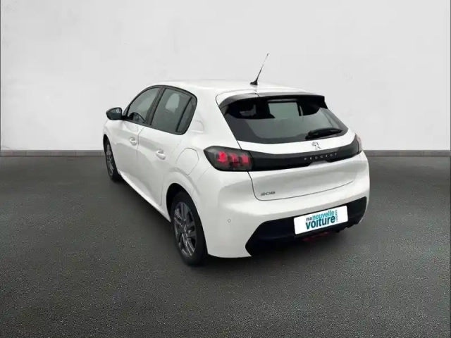 Peugeot 208 puretech 75 s&amp;s bvm5 — photo 7