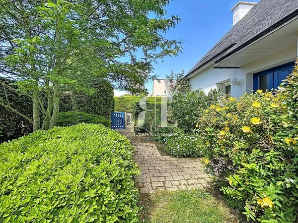 Maison 7 pièces 230 m²