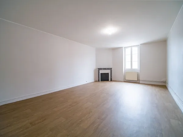Appartement 4 pièces 84 m²