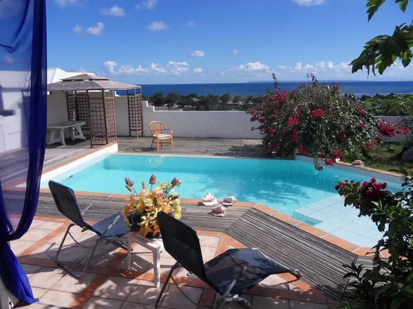 Maison 11 pièces 220 m²