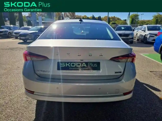 Skoda Octavia 1.5 tsi mhev e-tec 150 ch act dsg7 business — photo 4