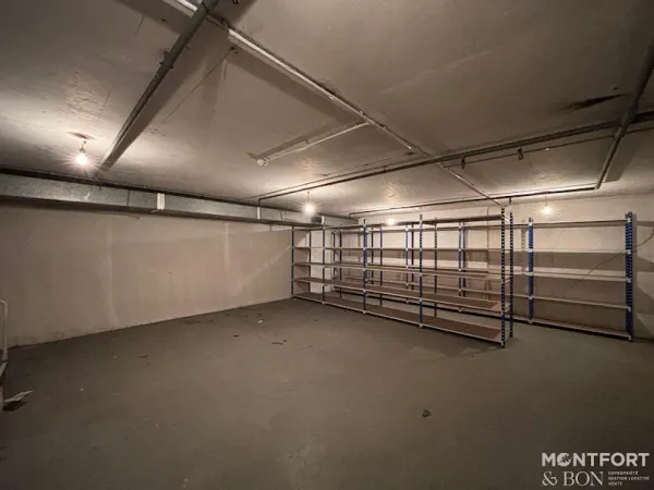 Parking/Garage/Box 52 m²