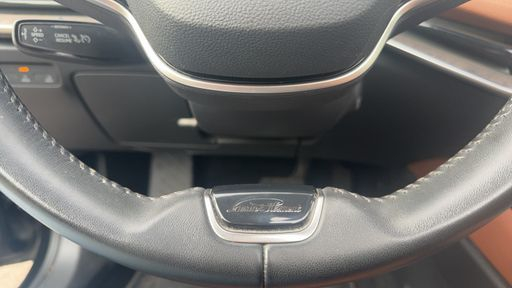Skoda Superb Combi 1.5 TSI 150 mHEV DSG7 - Laurin & Klement – 2024 – 43063 km – Hybride essence – Boîte Automatique — photo 8