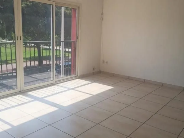 Appartement 2 pièces 64 m²